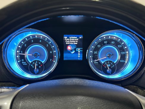 Used 2012 Chrysler 300 Limited w/ Luxury Group image 13