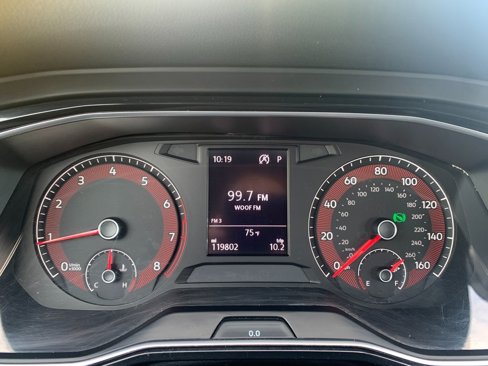 Used 2019 Volkswagen Jetta image 11
