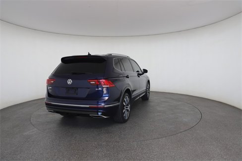 Used 2021 Volkswagen Tiguan SEL Premium R-Line image 17