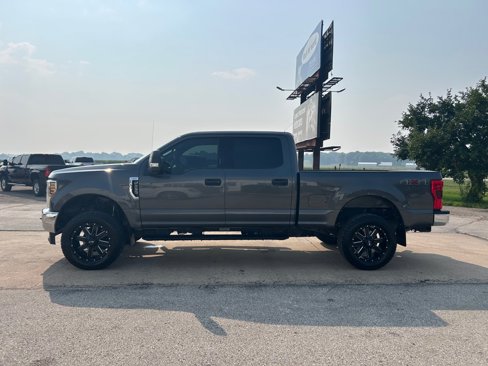 Used 2019 Ford F250 XLT w/ XLT Value Package image 8