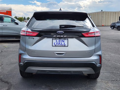 Used 2023 Ford Edge SEL image 13