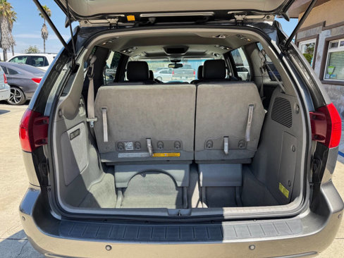 Used 2004 Toyota Sienna XLE image 19