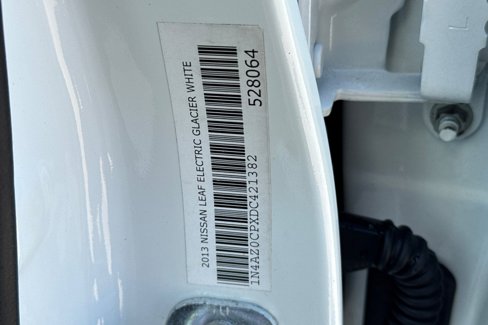 Used 2013 Nissan Leaf S w/ Charger Pkg image 34