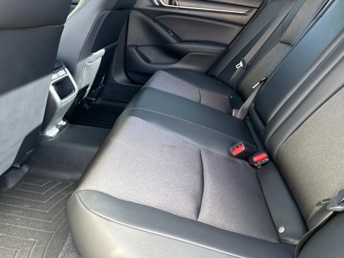 Used 2022 Honda Accord Sport image 11