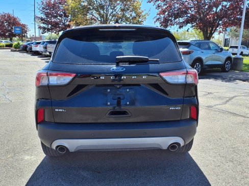 Used 2021 Ford Escape SEL image 5