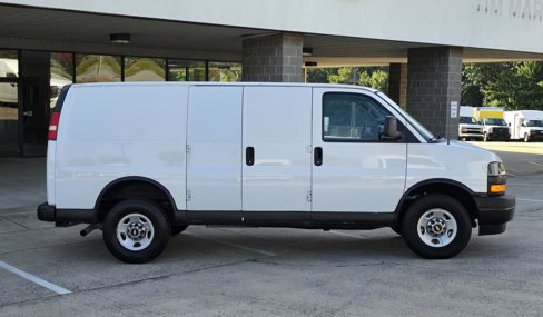 Used 2020 Chevrolet Express 2500 w/ Safety Package image 3