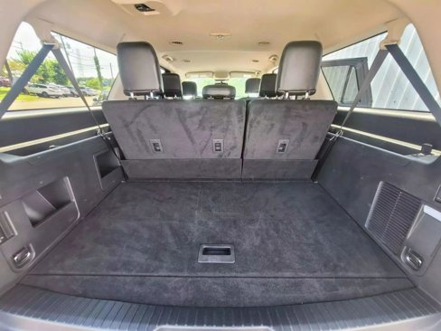 Used 2024 Ford Expedition Max XLT image 8