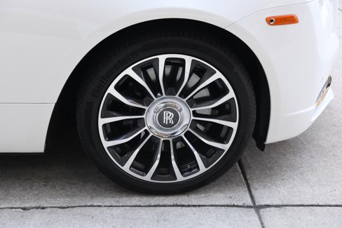 Certified 2020 Rolls-Royce Dawn image 28