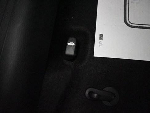 New 2025 Nissan Versa S w/ Trunk Package image 17