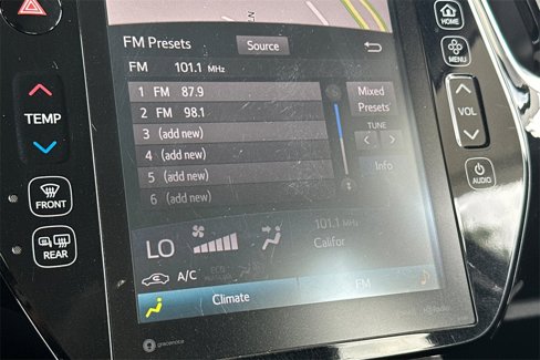 Used 2019 Toyota Prius Prime Premium image 21