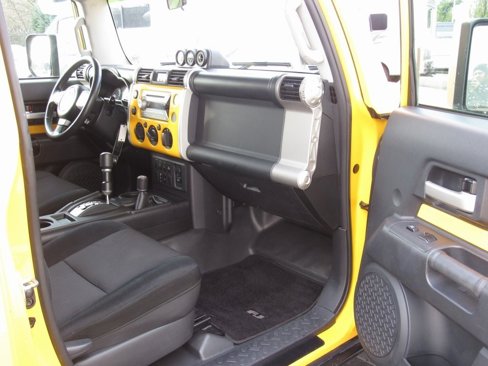 Used 2007 Toyota FJ Cruiser 4WD image 13