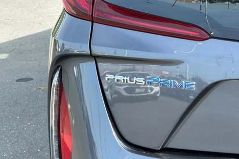 Used 2018 Toyota Prius Prime image 24