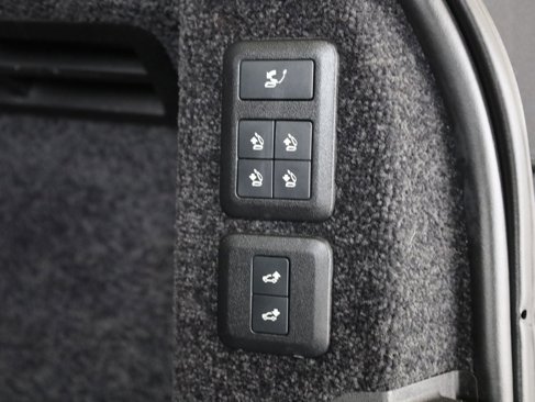Used 2020 Land Rover Range Rover Autobiography image 42