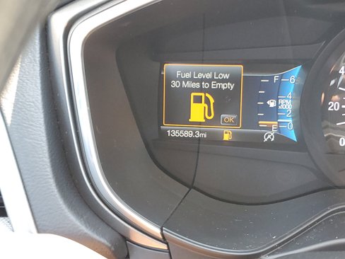 Used 2020 Ford Fusion SE image 22