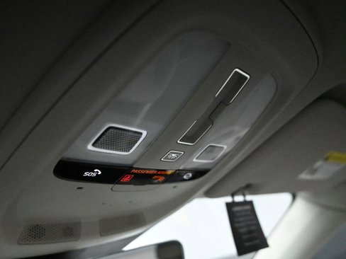 New 2025 Volvo XC60 B5 Core image 25