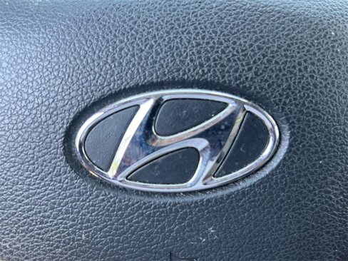 Used 2019 Hyundai Santa Fe SEL w/ Cargo Package image 12