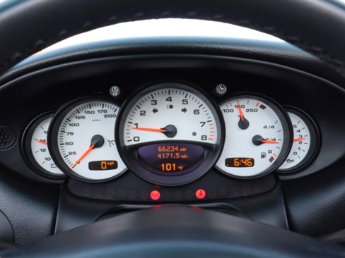 Used 2004 Porsche 911 Carrera image 29