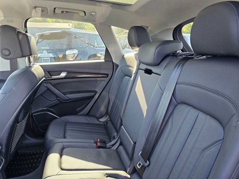 Used 2018 Audi Q5 Prestige w/ Prestige Package image 20
