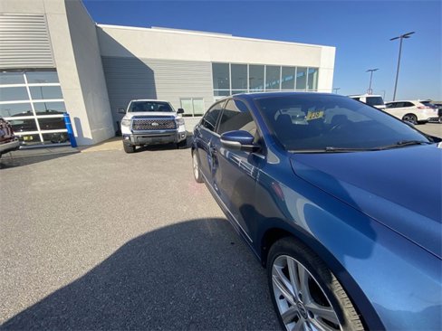 Used 2017 Volkswagen Jetta SEL image 12
