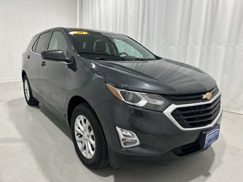 Used 2020 Chevrolet Equinox LT image 2