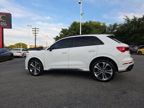 Used 2022 Audi Q3 2.0T Premium Plus w/ Premium Plus Package image 8
