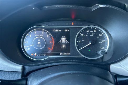 Used 2021 Nissan Versa SV image 27