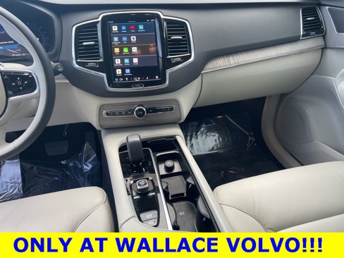 Used 2024 Volvo XC90 B5 Plus w/ Protection Package Premier image 17