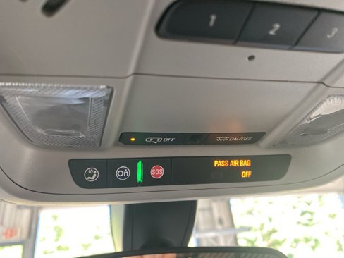 Used 2019 Chevrolet Equinox LT image 43