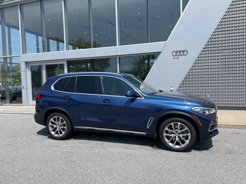 Used 2020 BMW X5 xDrive40i w/ Executive Package image 13