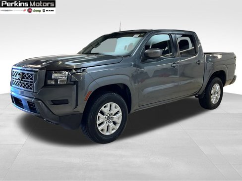 Used 2023 Nissan Frontier SV image 3