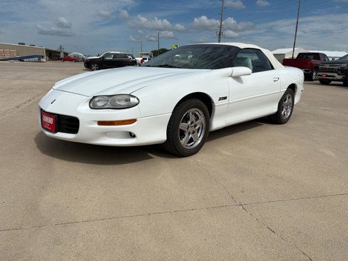 Used 1999 Chevrolet Camaro Z28 image 3