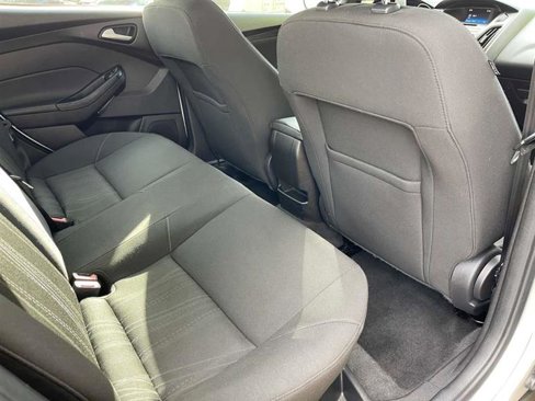 Used 2015 Ford Focus SE image 55