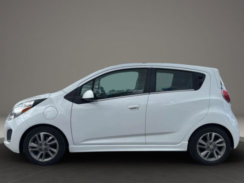 Used 2015 Chevrolet Spark LT image 26