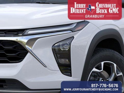 New 2026 Chevrolet Trax LT w/ Driver Confidence Package image 13