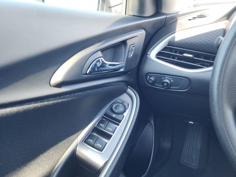 Used 2023 Chevrolet Malibu LT image 58