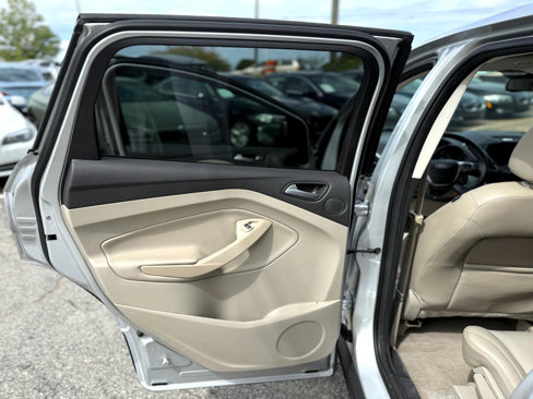 Used 2013 Ford Escape SEL image 21