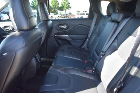 Used 2022 Jeep Cherokee Latitude Lux image 16