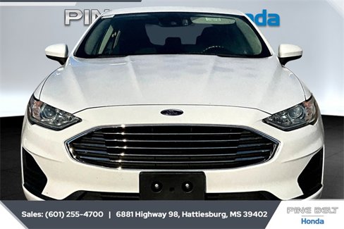 Used 2019 Ford Fusion SE image 3