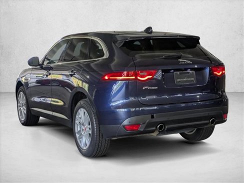 Used 2018 Jaguar F-PACE Prestige image 8