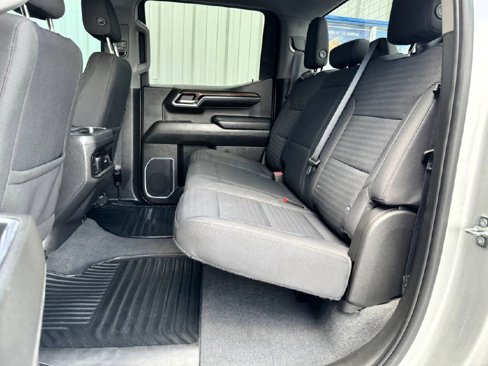 Used 2022 Chevrolet Silverado 1500 LT image 13