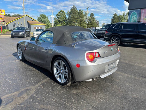 Used 2003 BMW Z4 3.0i image 18