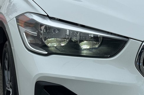 Used 2020 BMW X1 xDrive28i image 10
