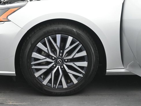 Used 2023 Nissan Altima 2.5 SL image 36