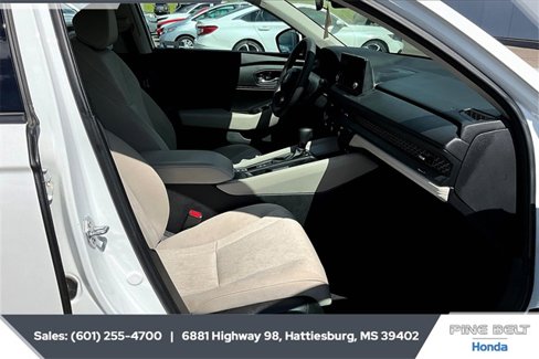 Used 2023 Honda Accord EX image 6