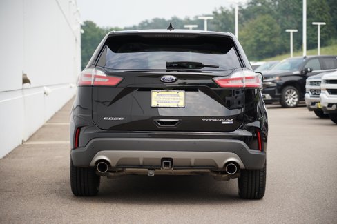 Used 2019 Ford Edge Titanium image 4
