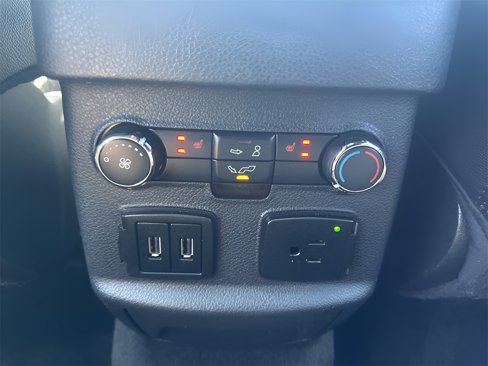 Used 2017 Ford Explorer Limited image 15