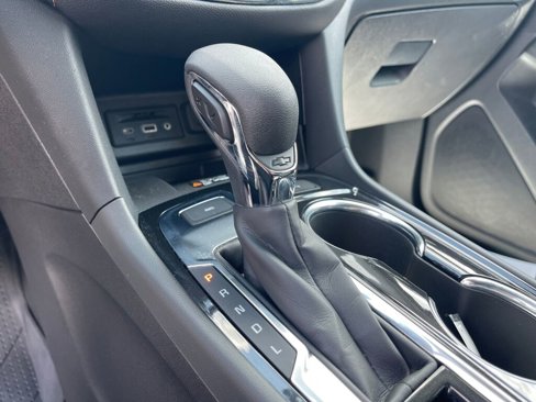 Used 2022 Chevrolet Equinox Premier w/ LPO, Floor Liner Package image 14