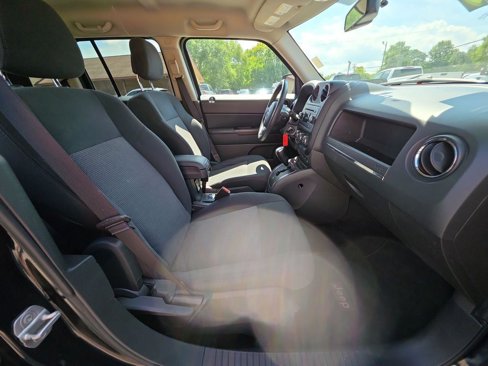 Used 2011 Jeep Patriot Latitude image 8