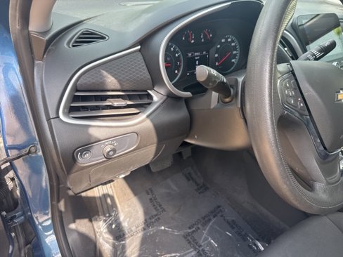 Used 2024 Chevrolet Malibu LT image 15