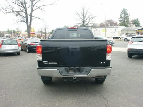 Used 2010 Toyota Tundra 4x4 Double Cab w/ Tow Pkg image 3